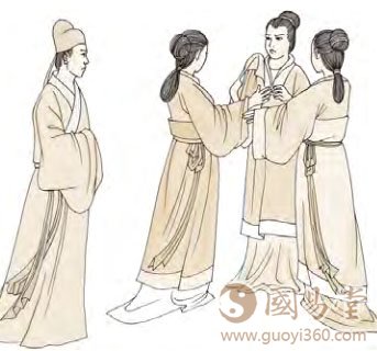 初六：有孚不终，乃乱乃萃